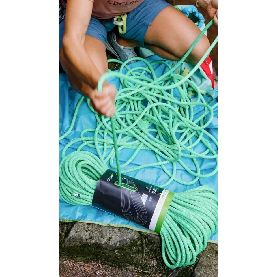 Edelrid Eagle Lite Eco Dry 9,5mm Touw - 50m - Bright Green 5 Edelrid Eagle Lite Eco Dry 9,5mm Touw - 50m - Bright Green – Image 3