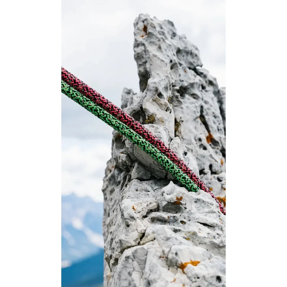 Edelrid Swift Protect Pro Dry 8,9mm Touw - 60m - Night-fire 7 Edelrid Swift Protect Pro Dry 8,9mm Touw - 60m - Night-fire – Image 5